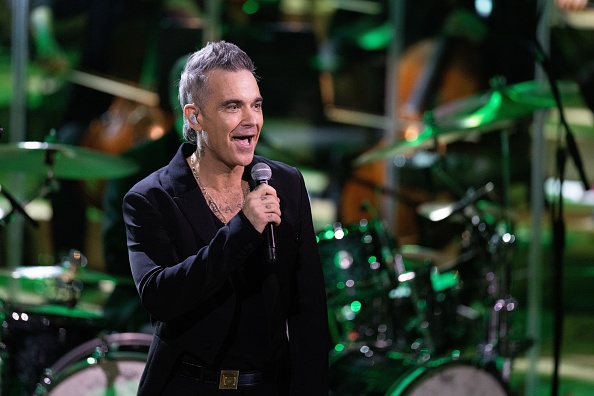 Robbie Williams says 'hypocritical not to' sing at World Cup