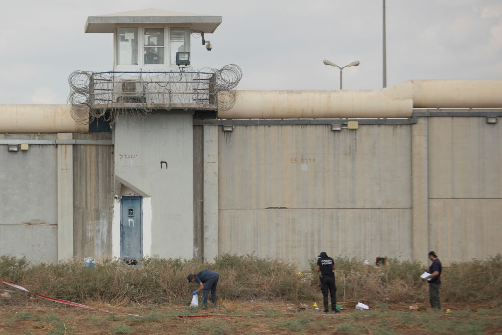 Six security prisoners escape from Gilboa Prison in northern