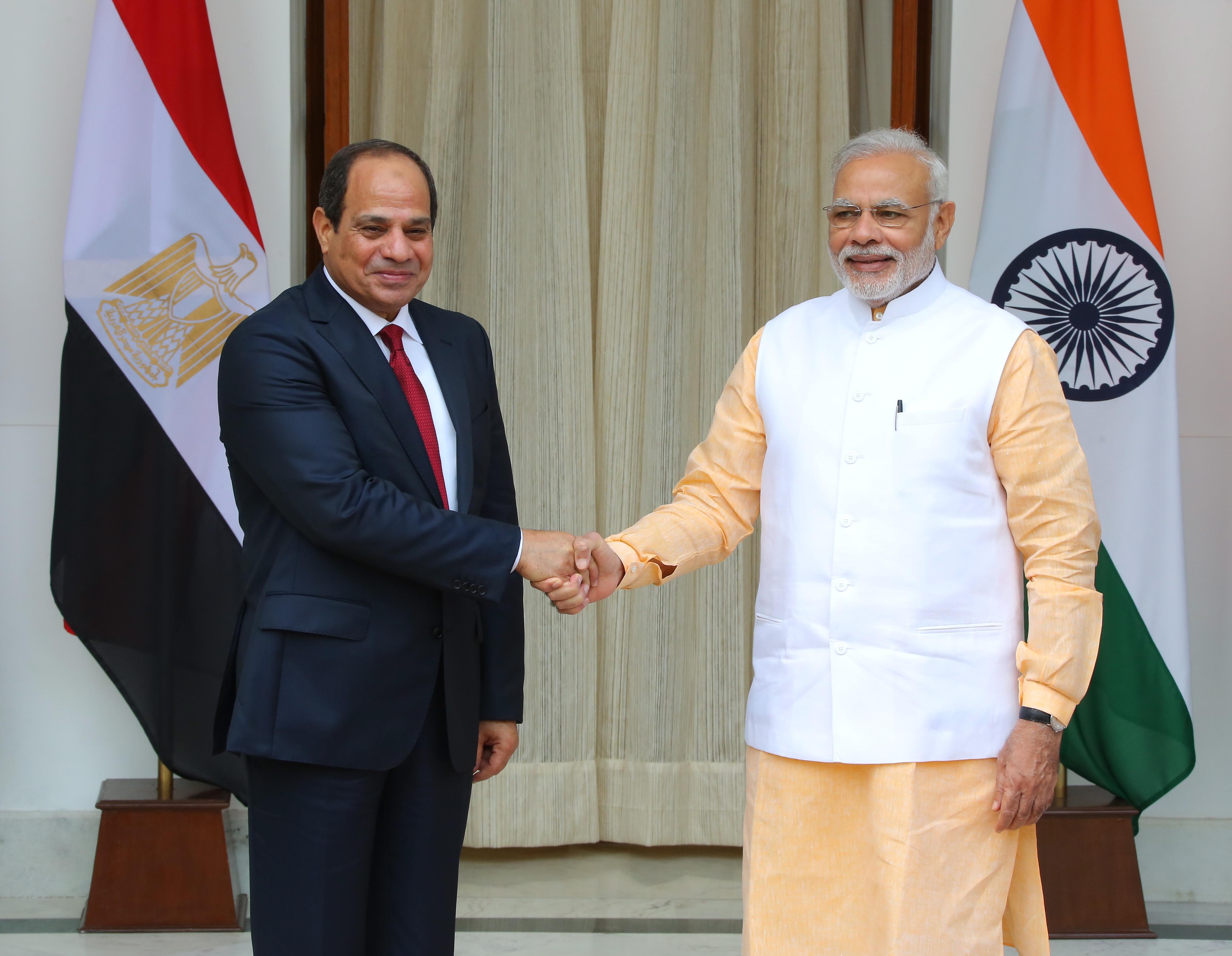 PM Modi meets thought leaders in Egypt, discuss cooperation