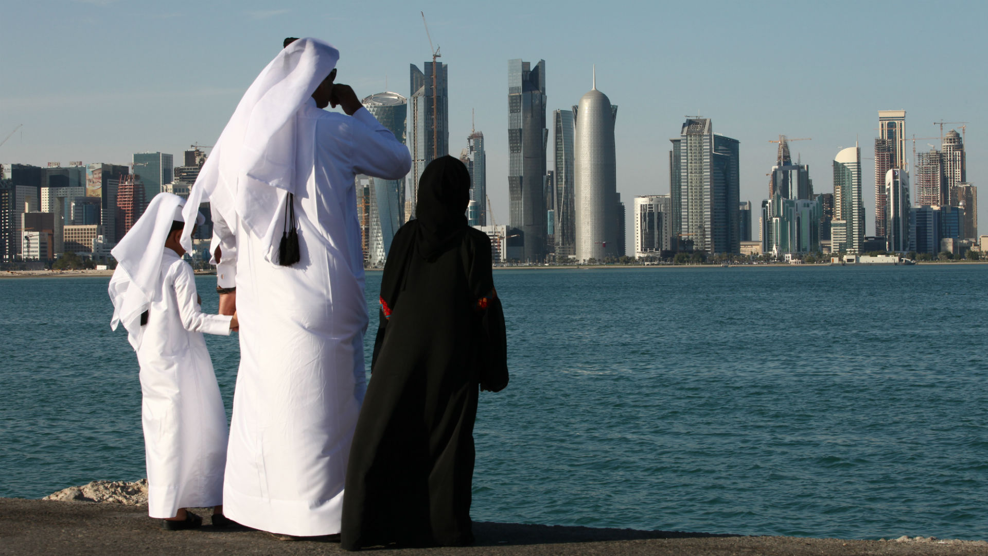 Катар и саудовская аравия. Катар ОАЭ. Катар арабы-катарцы. Доха Катар. Доха арабы.