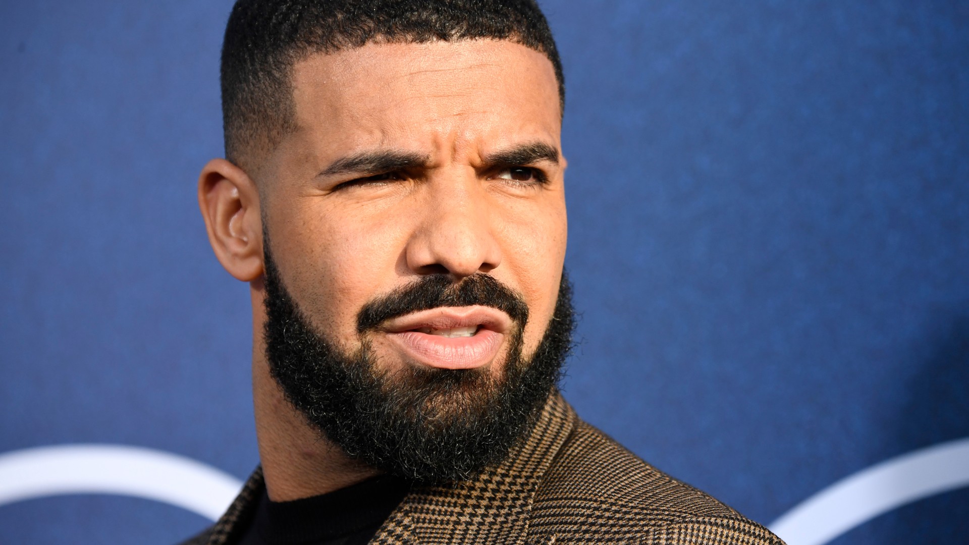 Drake faces backlash for dissing Moroccan women photo
