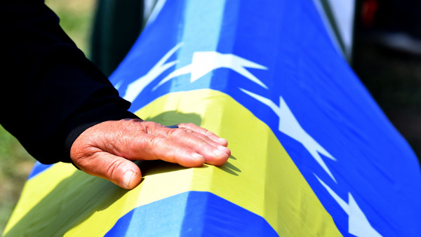 EU opens negotiations on Bosnia membership