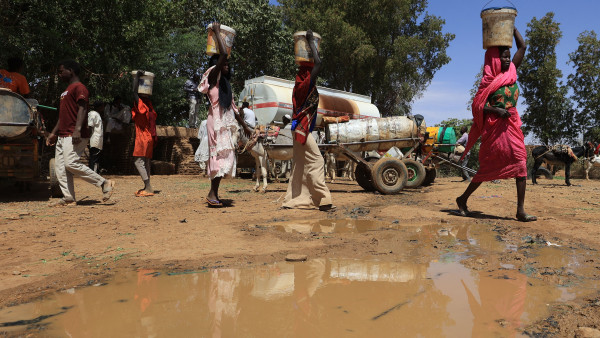 Sudanese women toil amid debilitating drought conditions