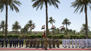 Iraqi honor guard for US sec of defense