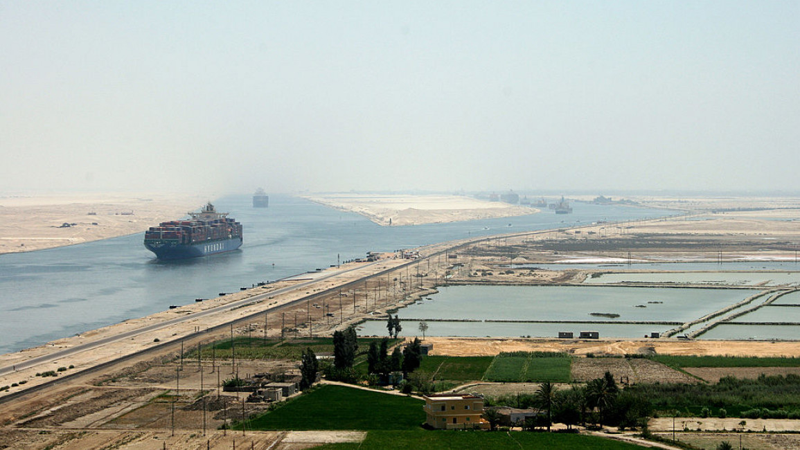 Suez canal 