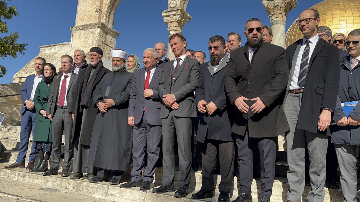 Foreign diplomats visit the al-Aqsa Compound