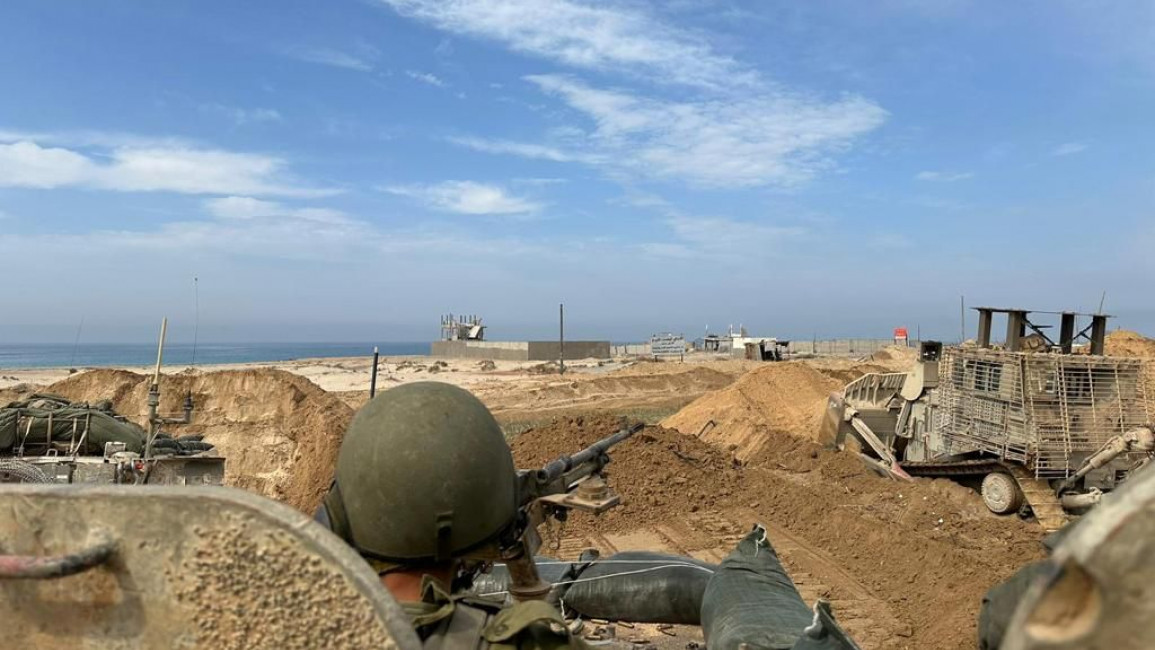 Israeli troops enter Gaza