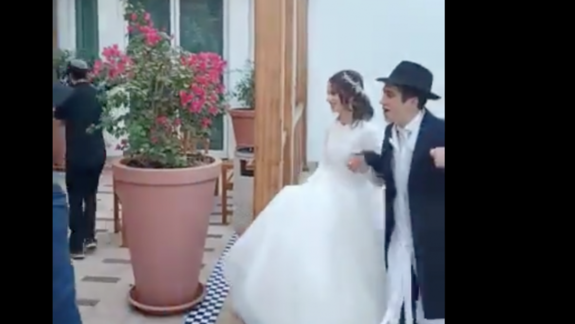 Jewish wedding -- twitter