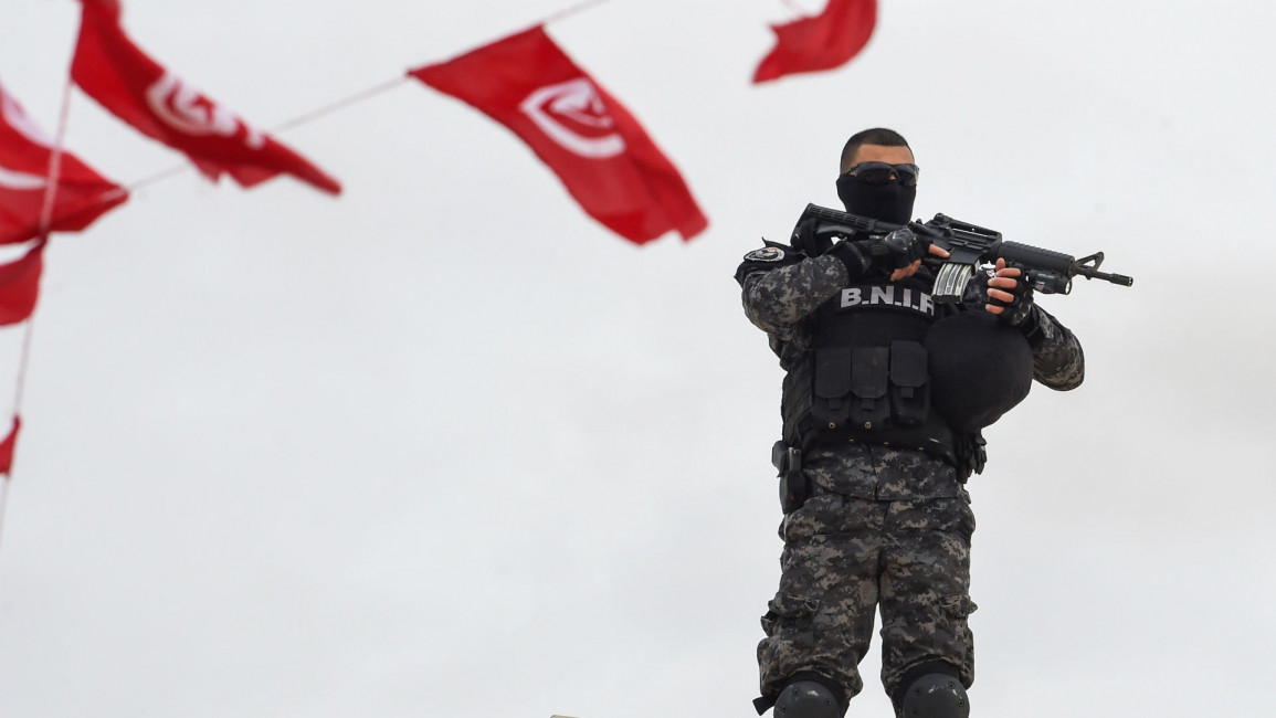 Tunisia poilice -- AFP