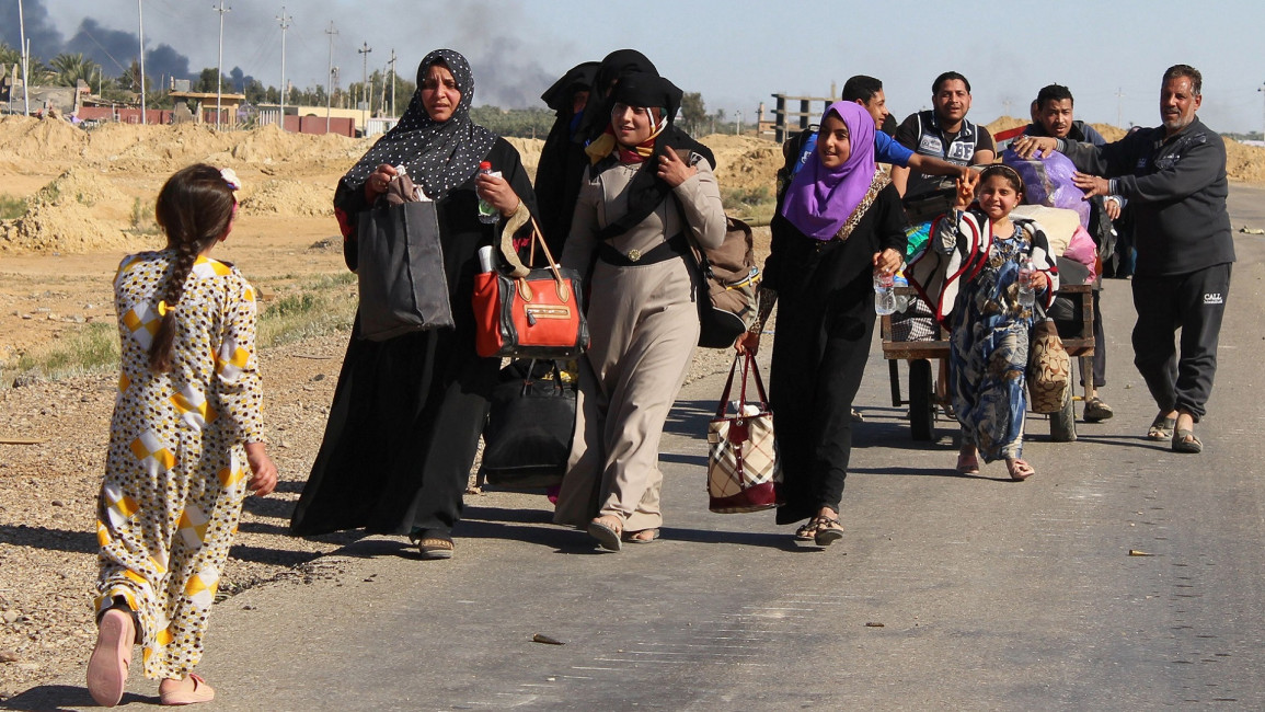 Iraqi civilians Anbar - AFP