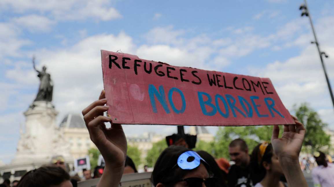 Protesters denounce French migrant policy
