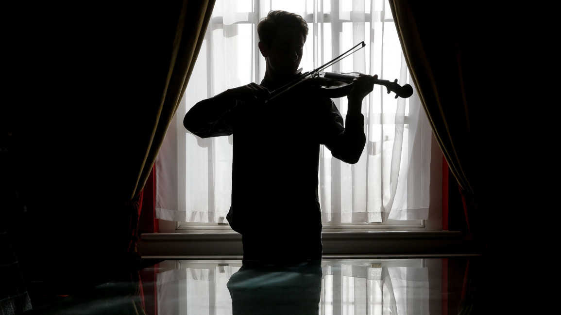 Violinist AFP