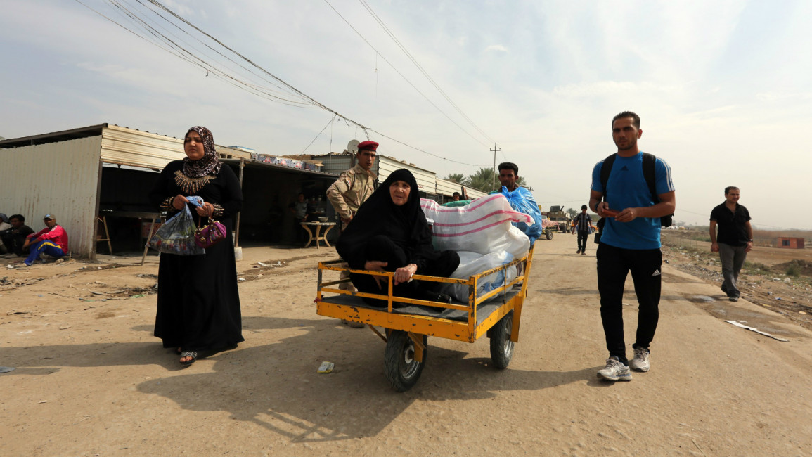 Iraqis fleeing Ramadi conflict