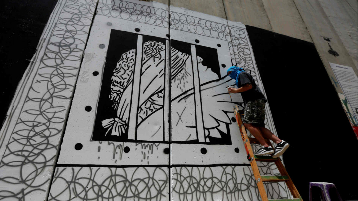 Italian artists on separation barrier