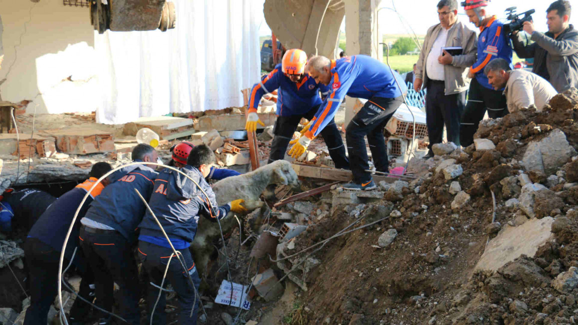 Turkish rescue workers after an earthquake