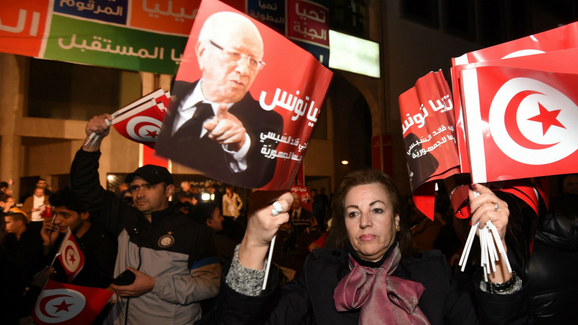 Tunisia Essebsi supporters rally Englishsite AFP