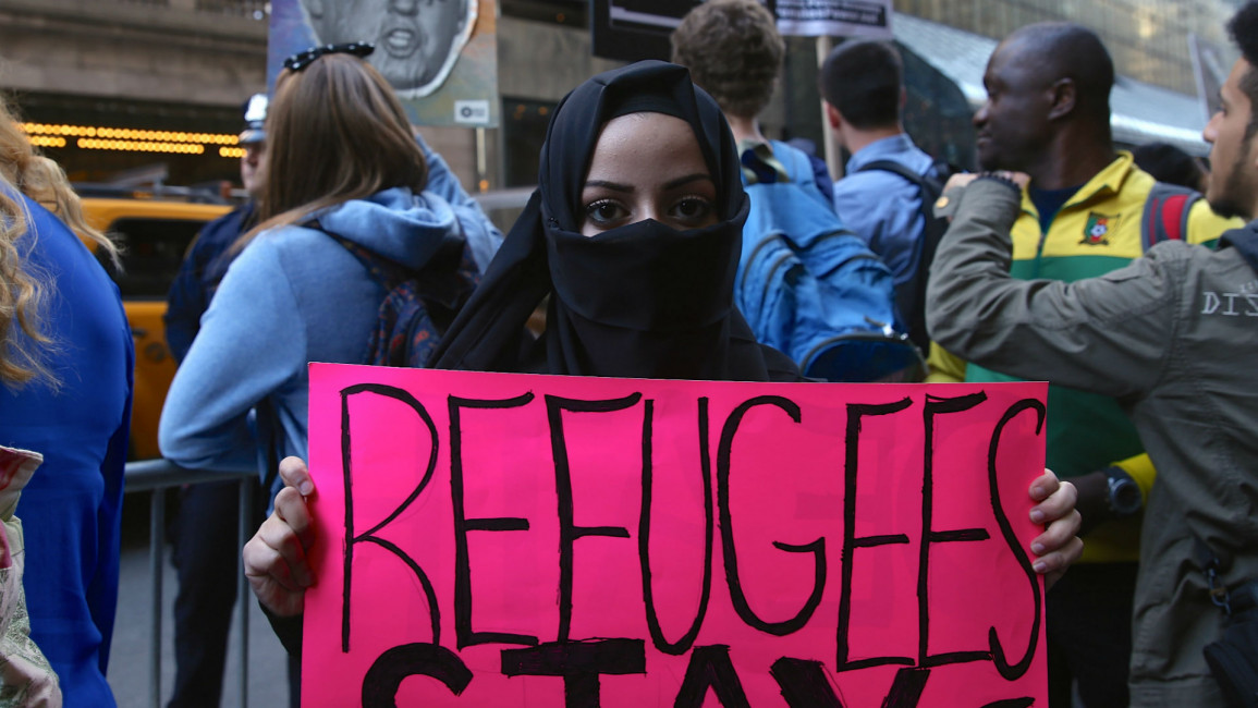Protests re Donald Trump 's refugee ban -- Anadolu