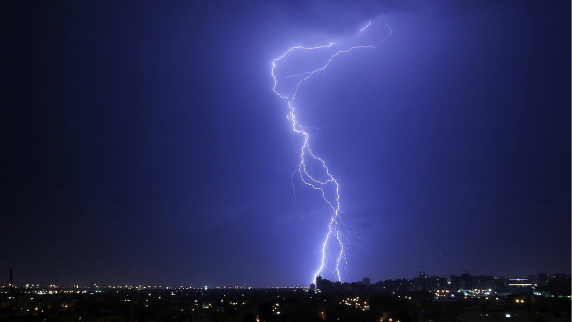 Kuwait lightning