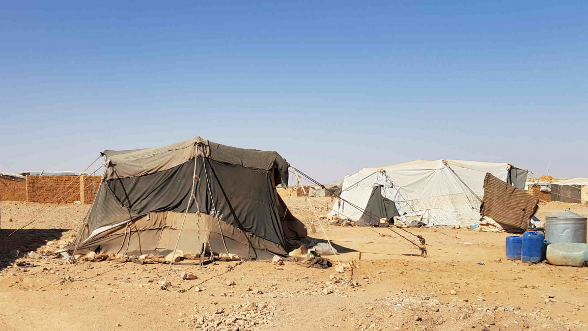 Makeshift tents at the Rukban camp