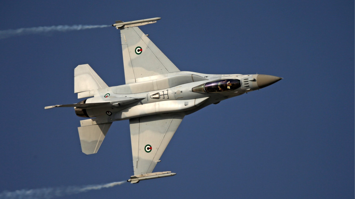 UAE F16