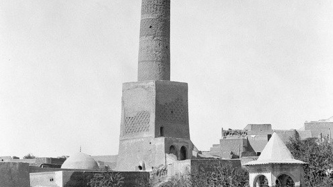 Al-Hadba'a minaret of Al-Nouri mosque in the 1930s